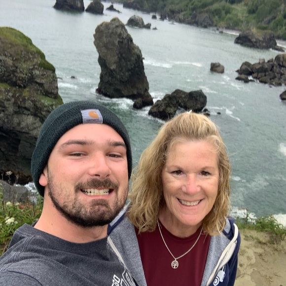 Meet your Posher, Joy - Picture 5 of 15